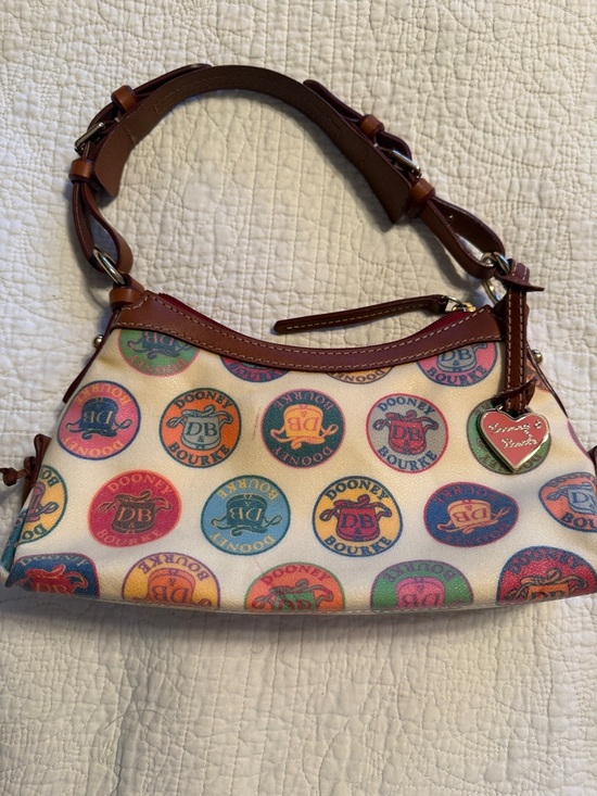 Dooney & Bourke Cream Multicolor Logo Coin Print Purse with Brown Trim - Picture 2 of 4